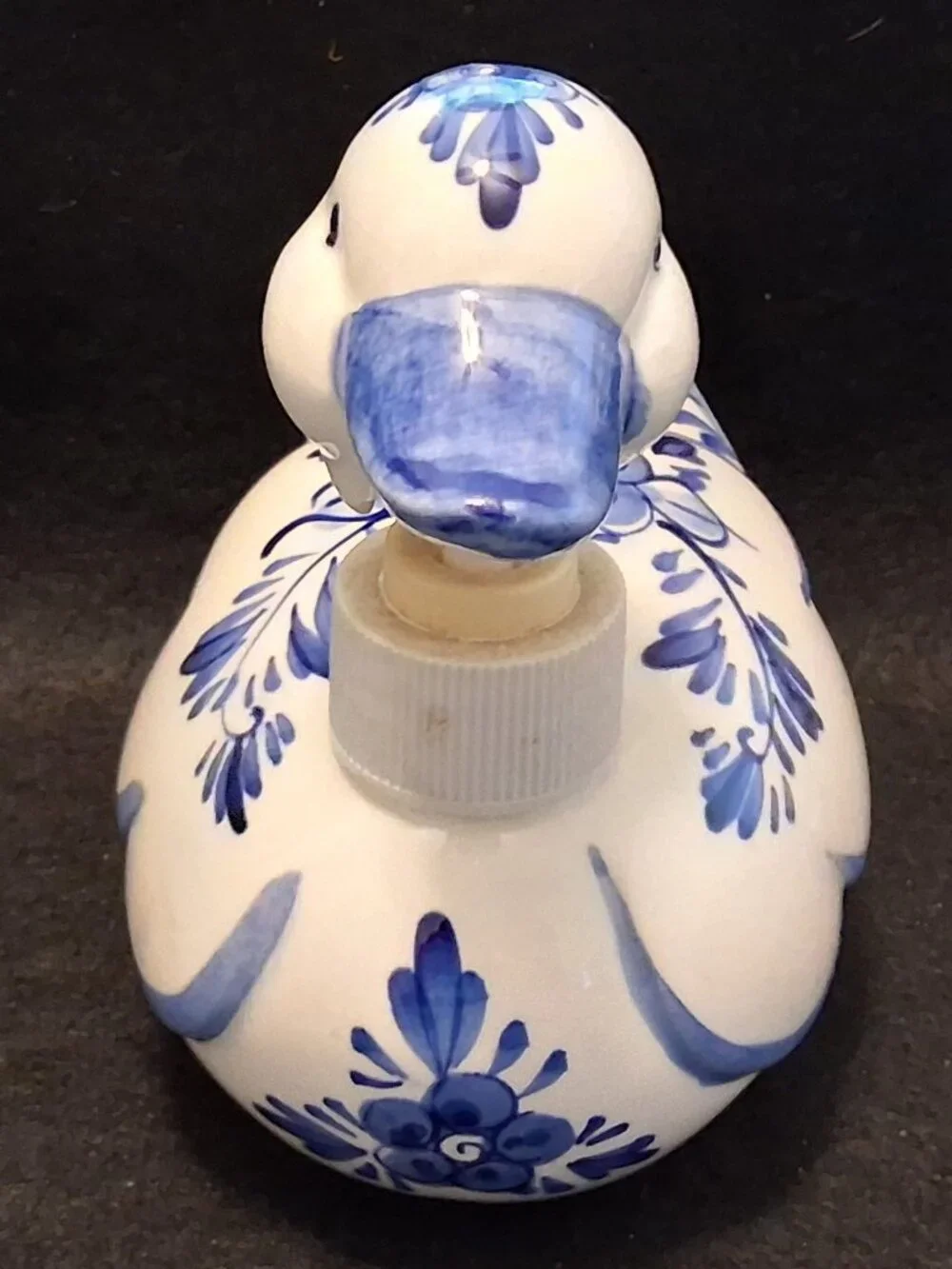 Vintage 60s Hand Painted Delft Porcelain Blue & White Duck Soap Dispenser w/Pump - Picture 2 of 11